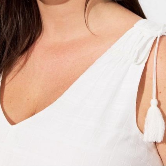 Torrid Window Pane V-Neck Sleeveless Tank size 5X/28 - Picture 6 of 8